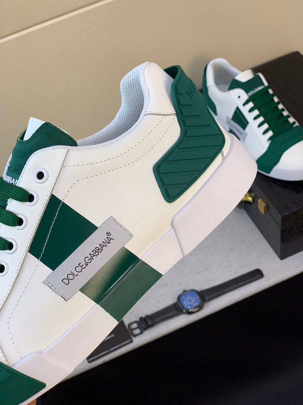 D*G sneaker